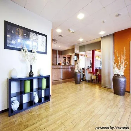 Kyriad - Creteil - Szálloda 3*